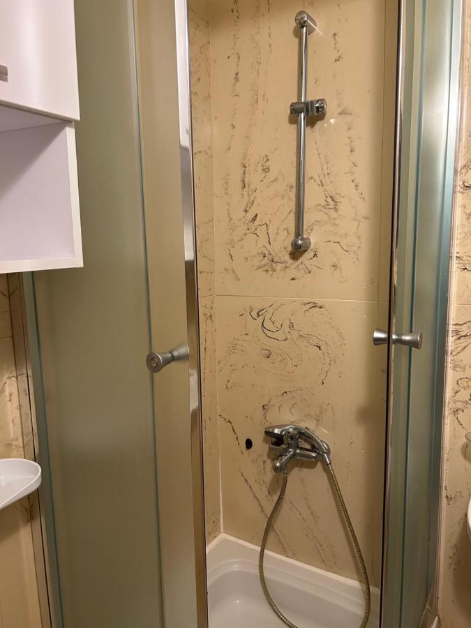 Kolobrzeg Przez Caly Rok Apartment Luaran gambar